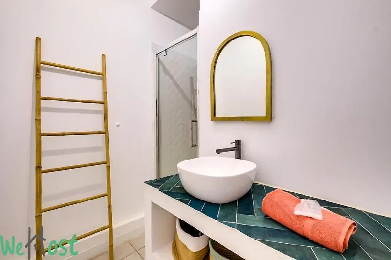 Huiles - Charmant Appartement 4P Marseille Apartment